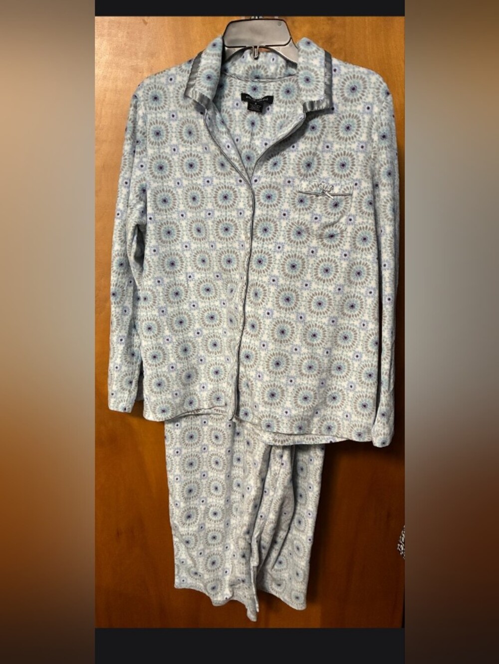 Women's Light Blue Patterned Pajama Set - Long Sleeve Top & Pants